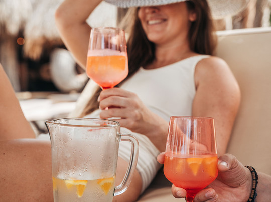 Rilèks Beach Bar & Rooftop主图