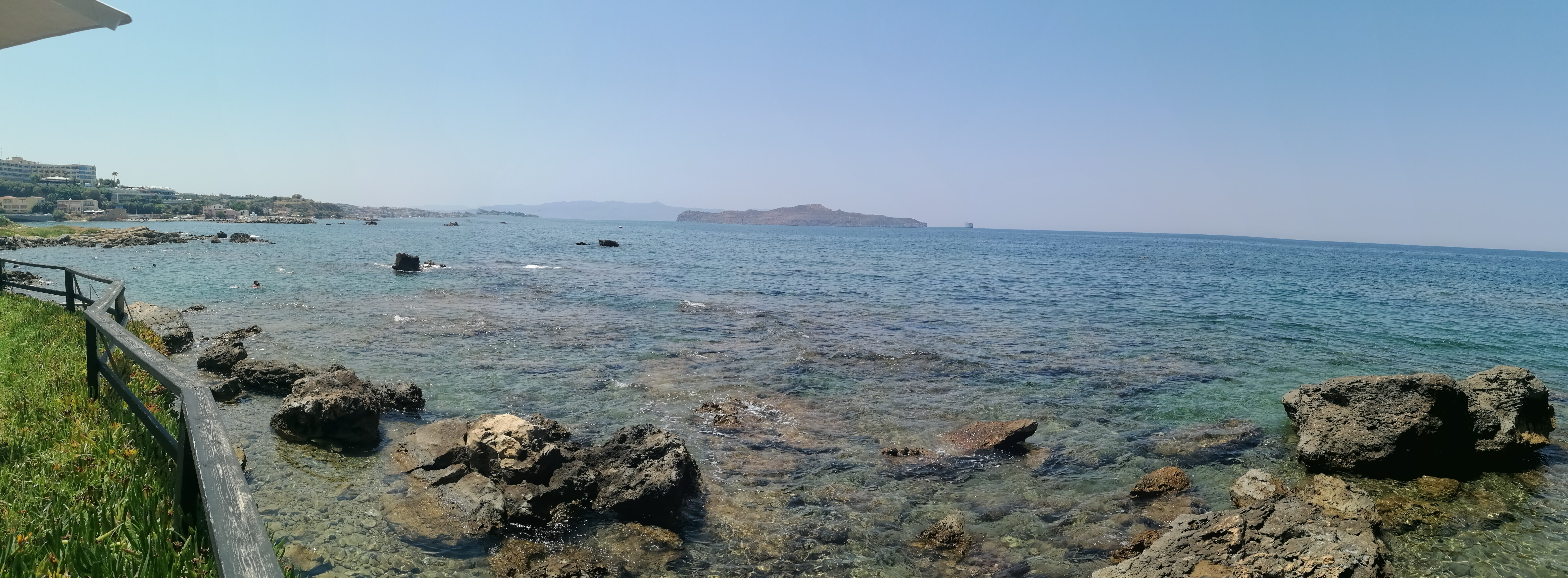 Corinna Mare Suites & Studios-泳池