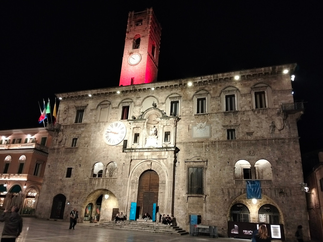 Piazza del Popolo-阿斯科利皮切诺必去景点