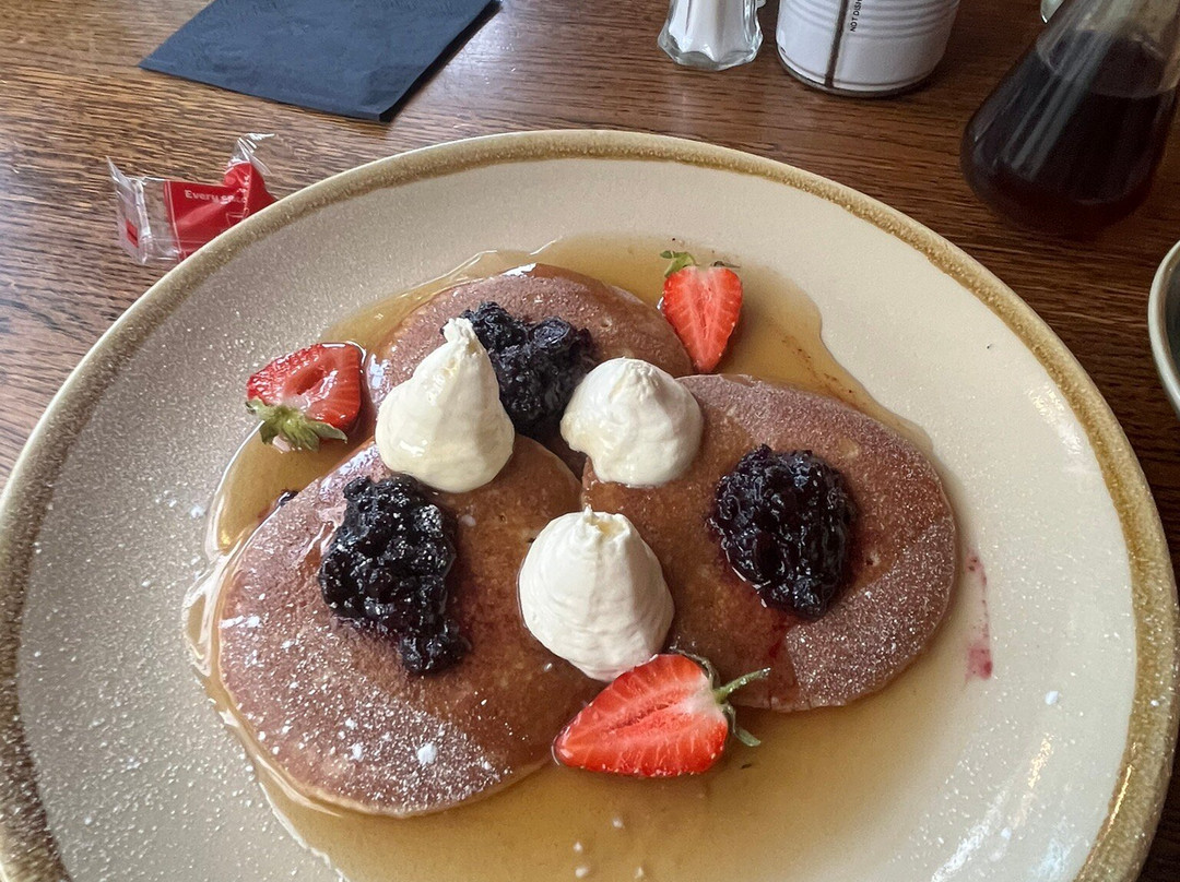 Rowton Poplars Hotel主图