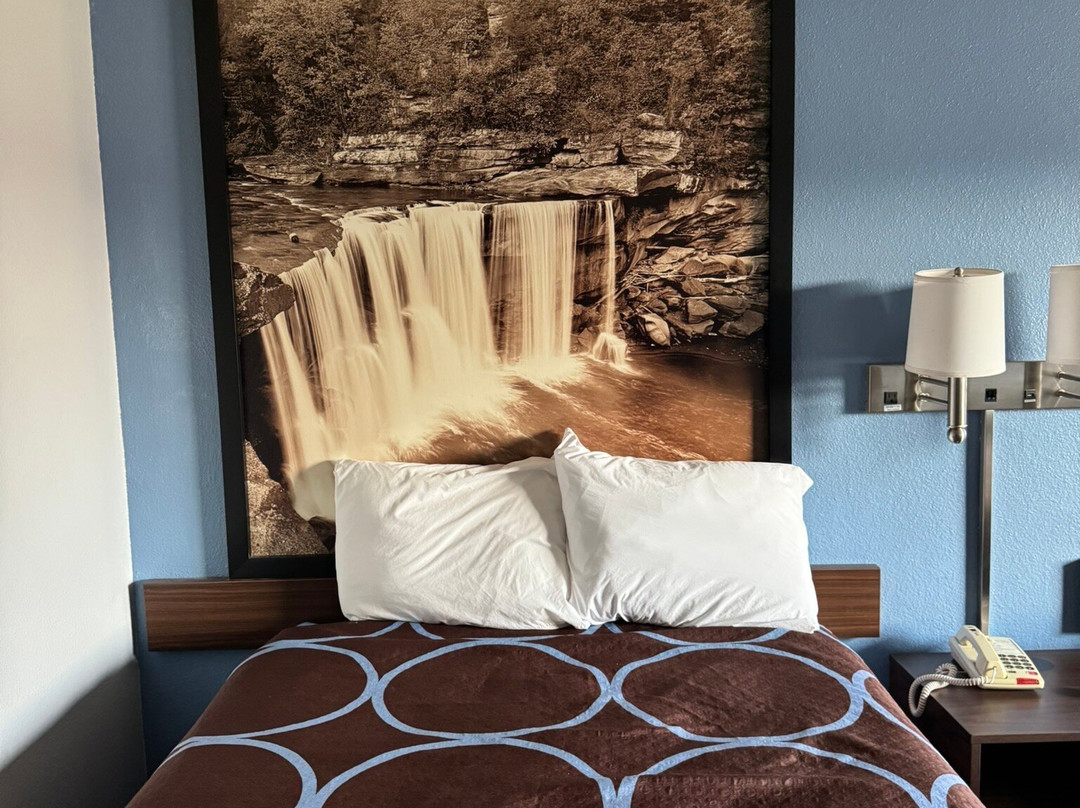 Super 8 by Wyndham Corbin/London KY主图