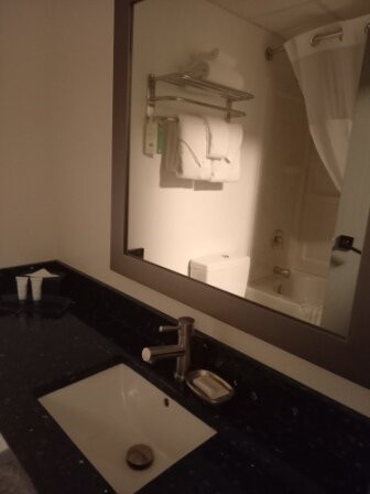 Prestige Hudson Bay Lodge & Conference Centre主图