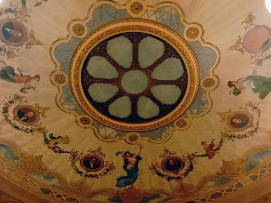 Teatro Mestica-Apiro必去景点