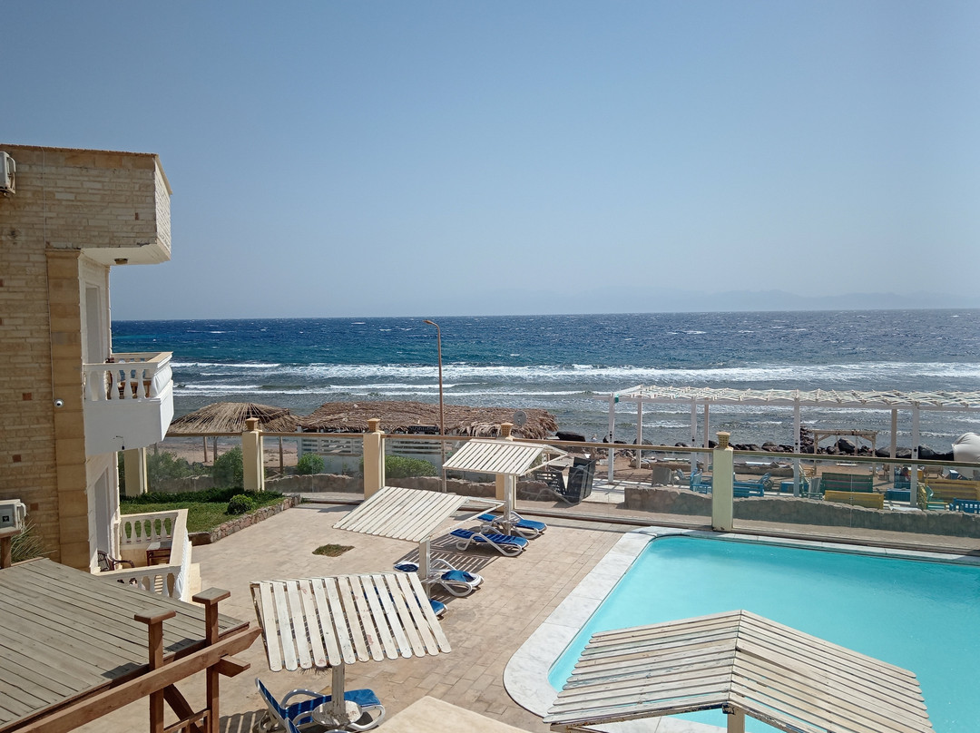 达哈卜酒店主图