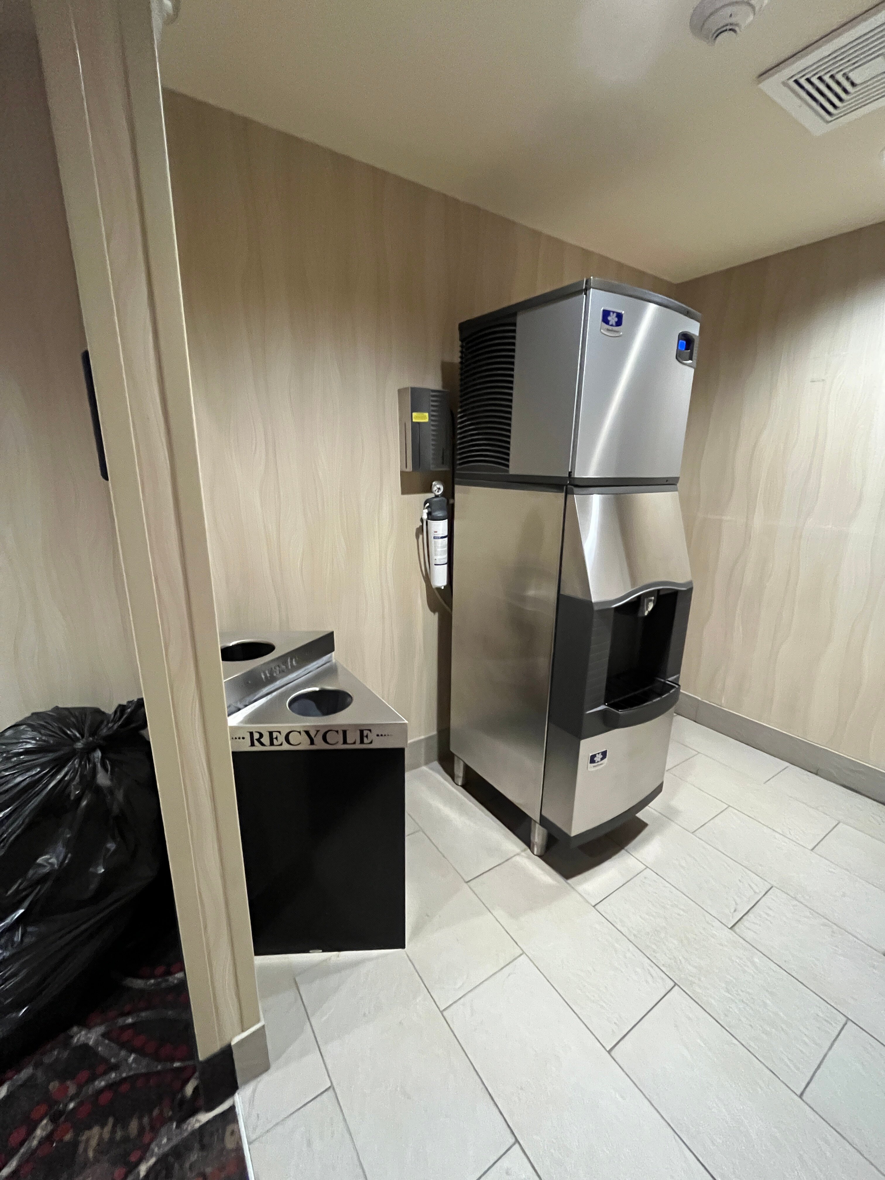 Hampton Inn & Suites Milwaukee/franklin-官方