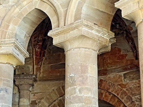 Monasterio de Santa Maria de Moreruela-Granja de Moreruela必去景点