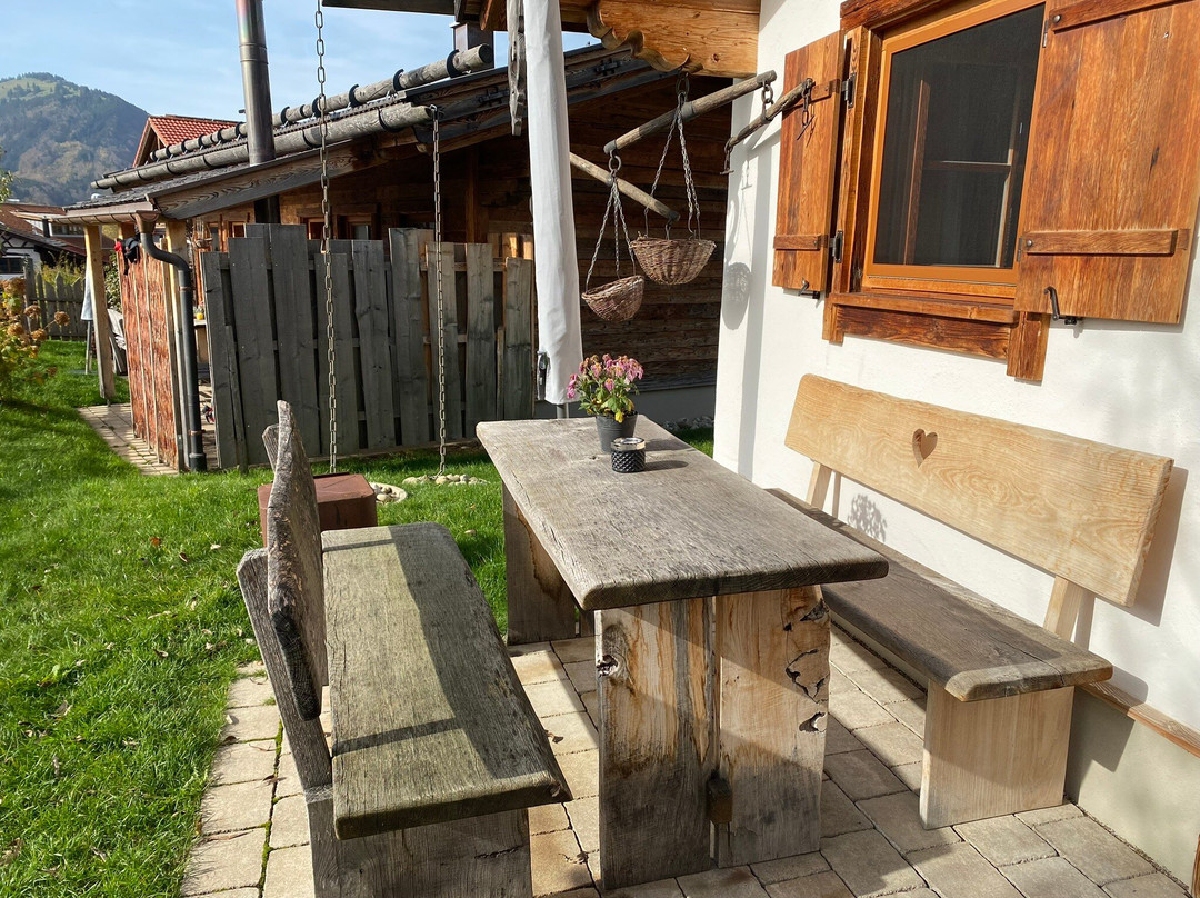 Alpzitt Chalets im Dorf主图