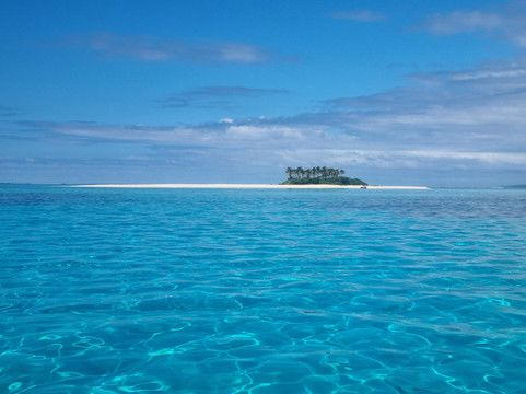 Tahi Tonga-努库阿洛法必去景点