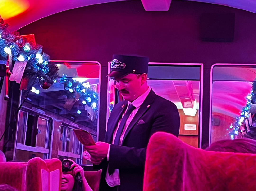 The Polar Express Train Ride at Wensleydale-Leeming Bar必去景点