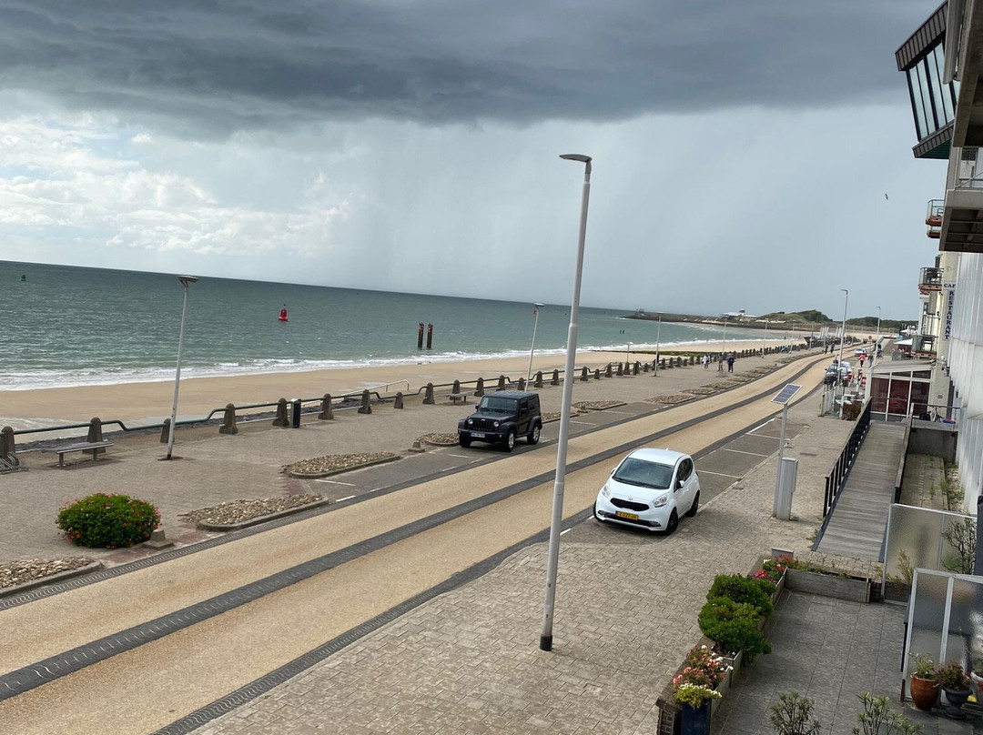 Beachfront Boutiquehotel主图