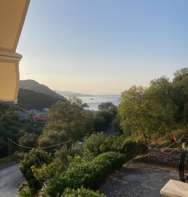 雅典娜酒店主图