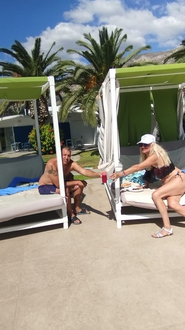 Kinetta Beach Hotel-泳池