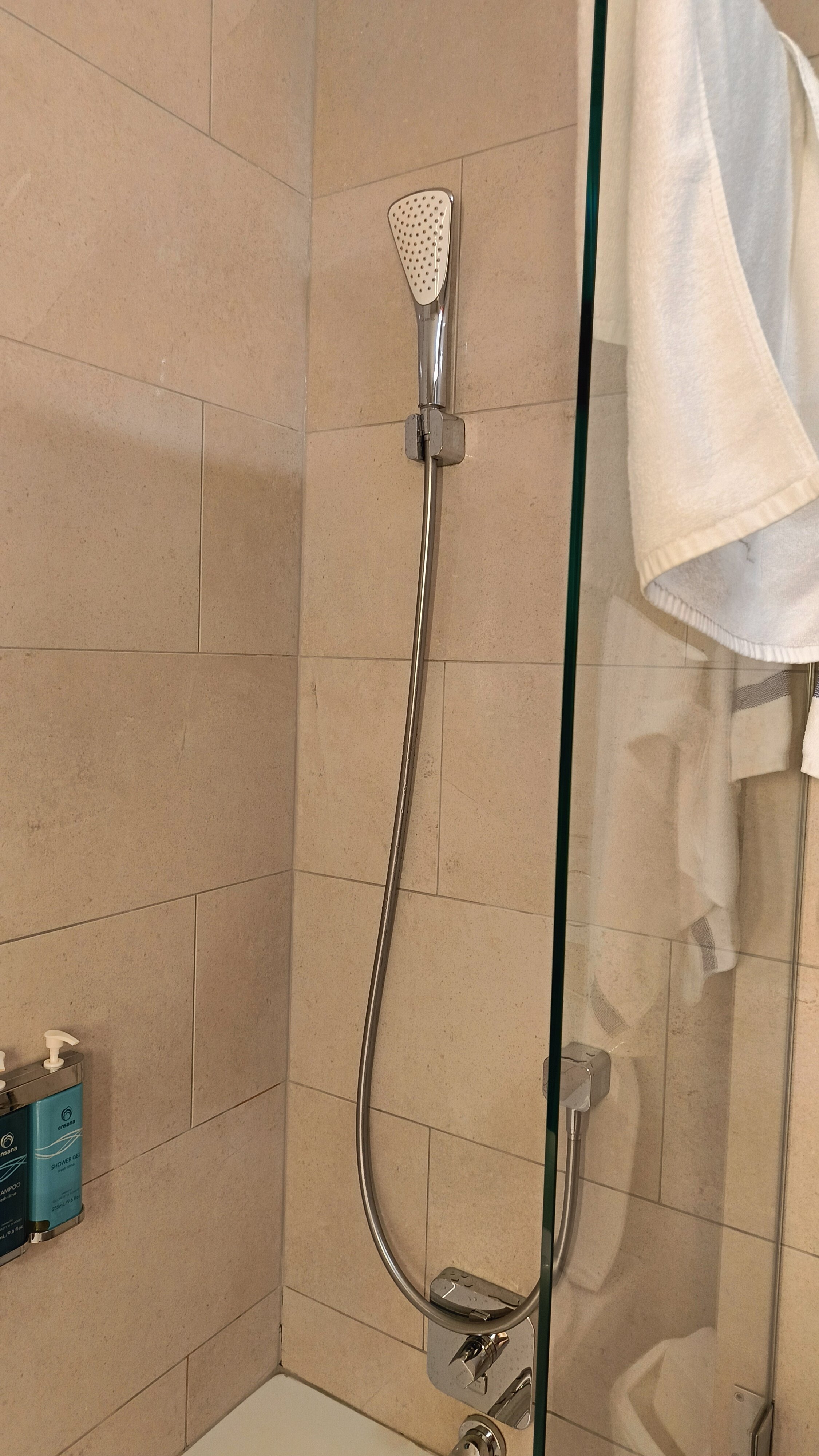 达奴碧尤斯安夸温泉度假酒店-浴室