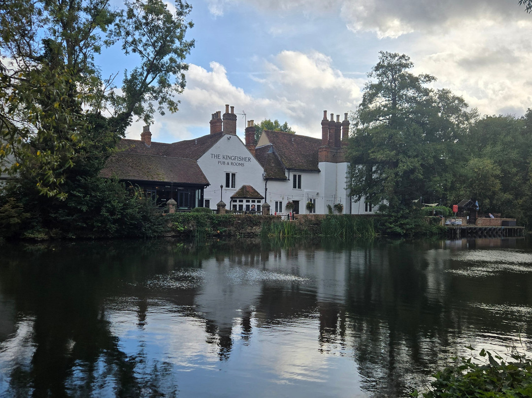 The Kingfisher Riveside Pub & Rooms主图