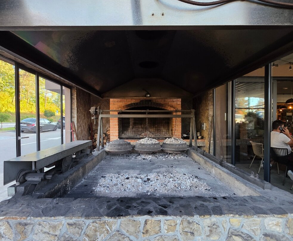 米里亚娜及拉斯托克酒店主图