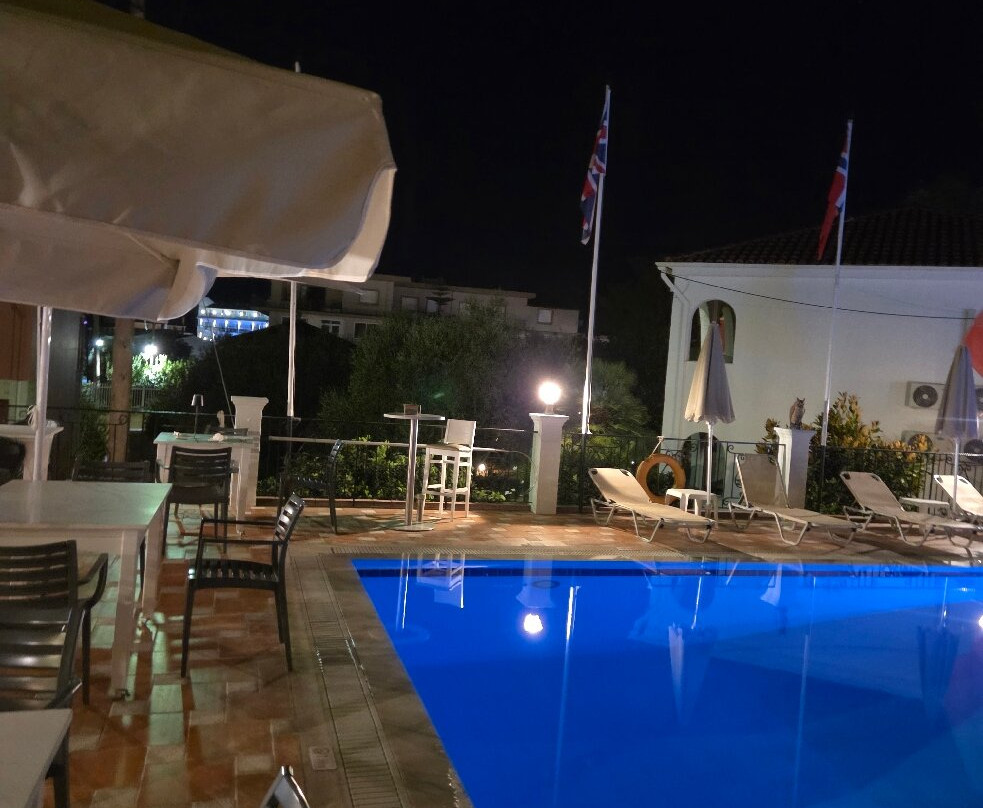 Marietta's Resort主图