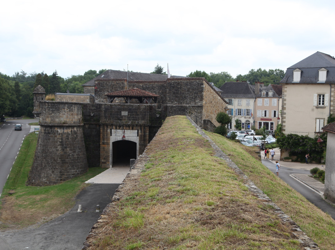 Porte Saint Antoine-Navarrenx必去景点