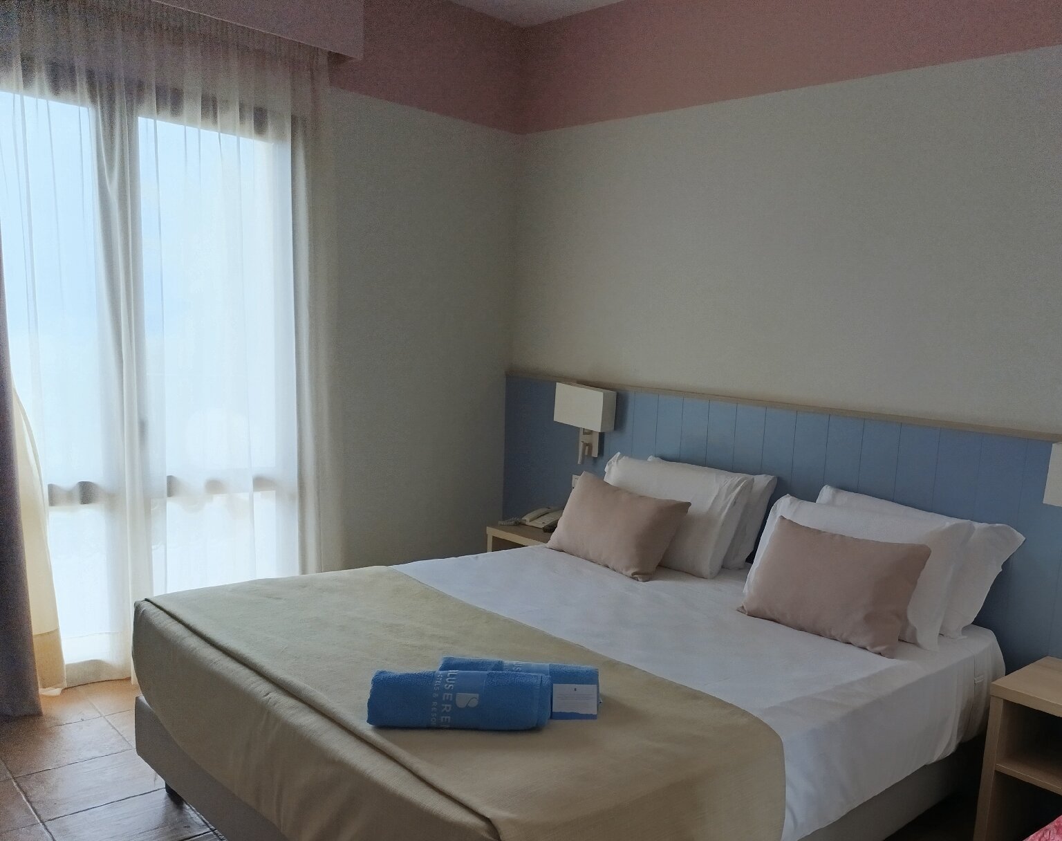 Serenusa Resort-官方