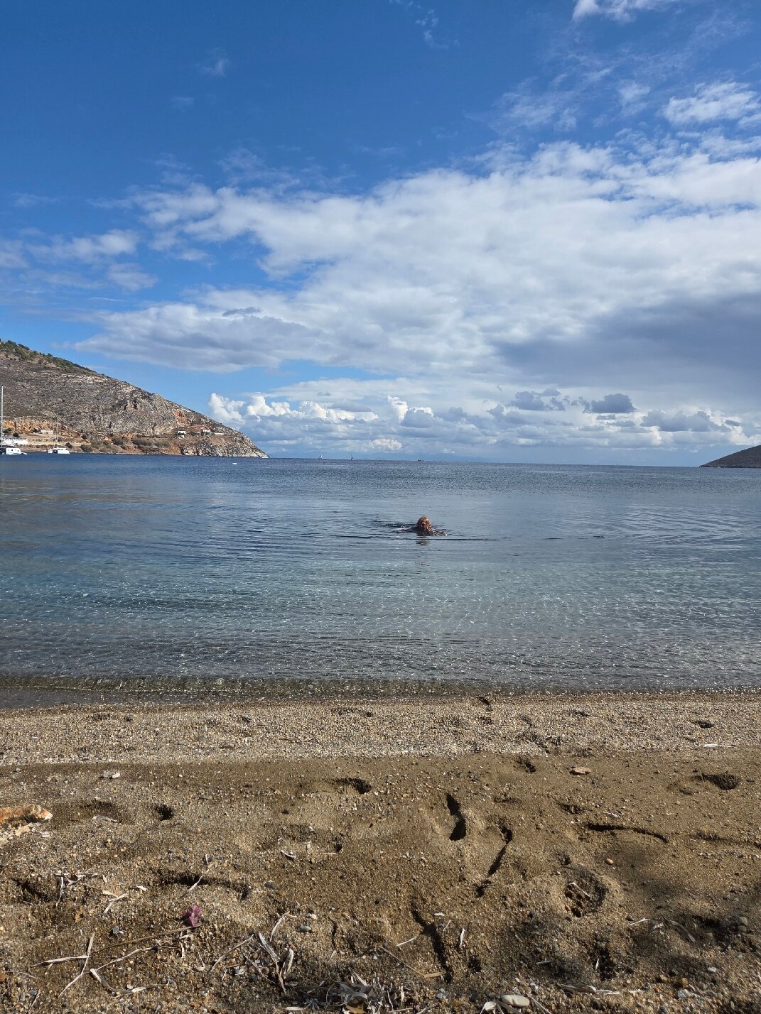 Tony's Beach Hotel-官方