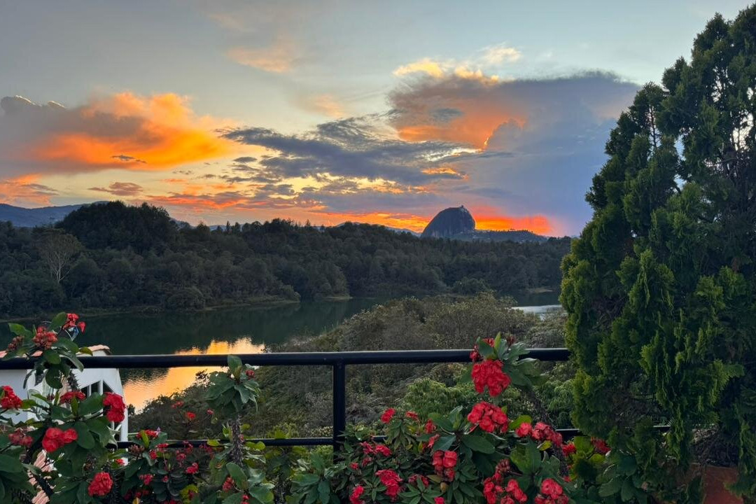 EL Nido Hotel Guatape