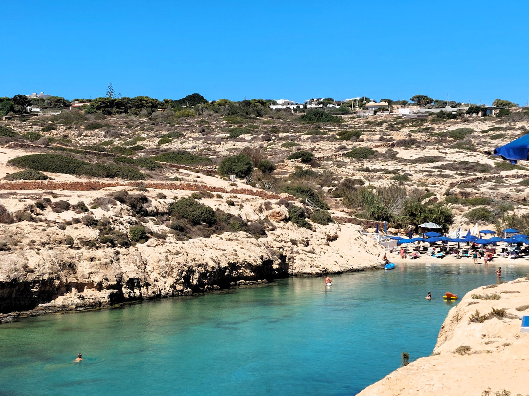 Spiaggia Di Cala Madonna-兰佩杜萨必去景点