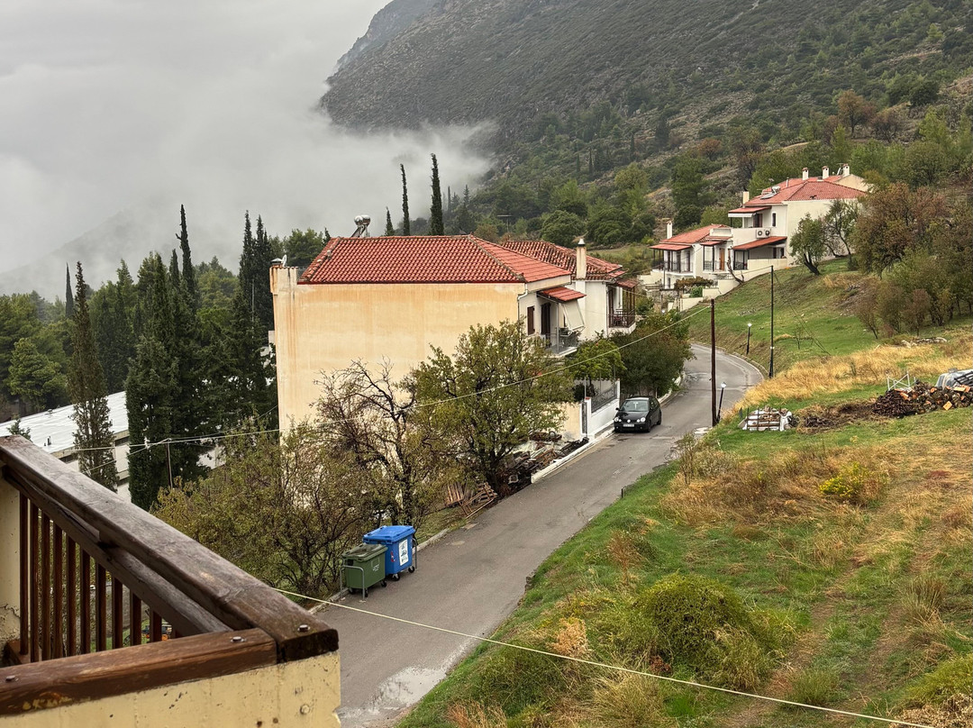 King Iniohos Hotel主图