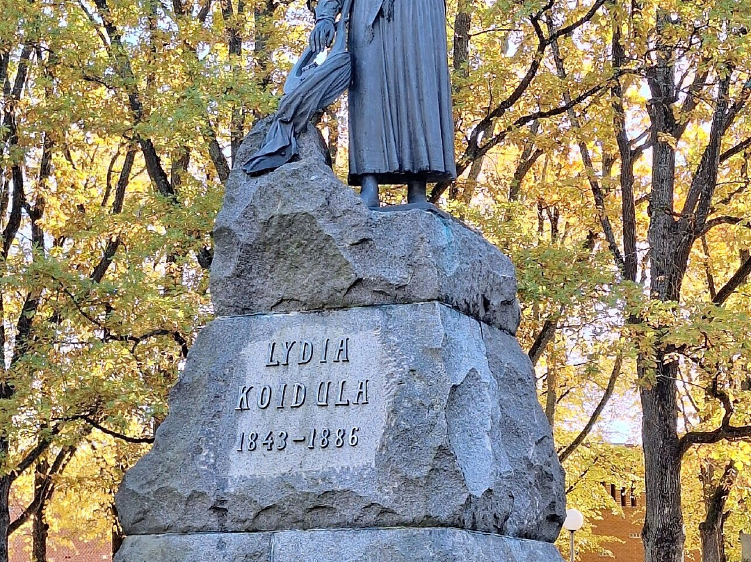 Lydia Koidula monument-派尔努必去景点