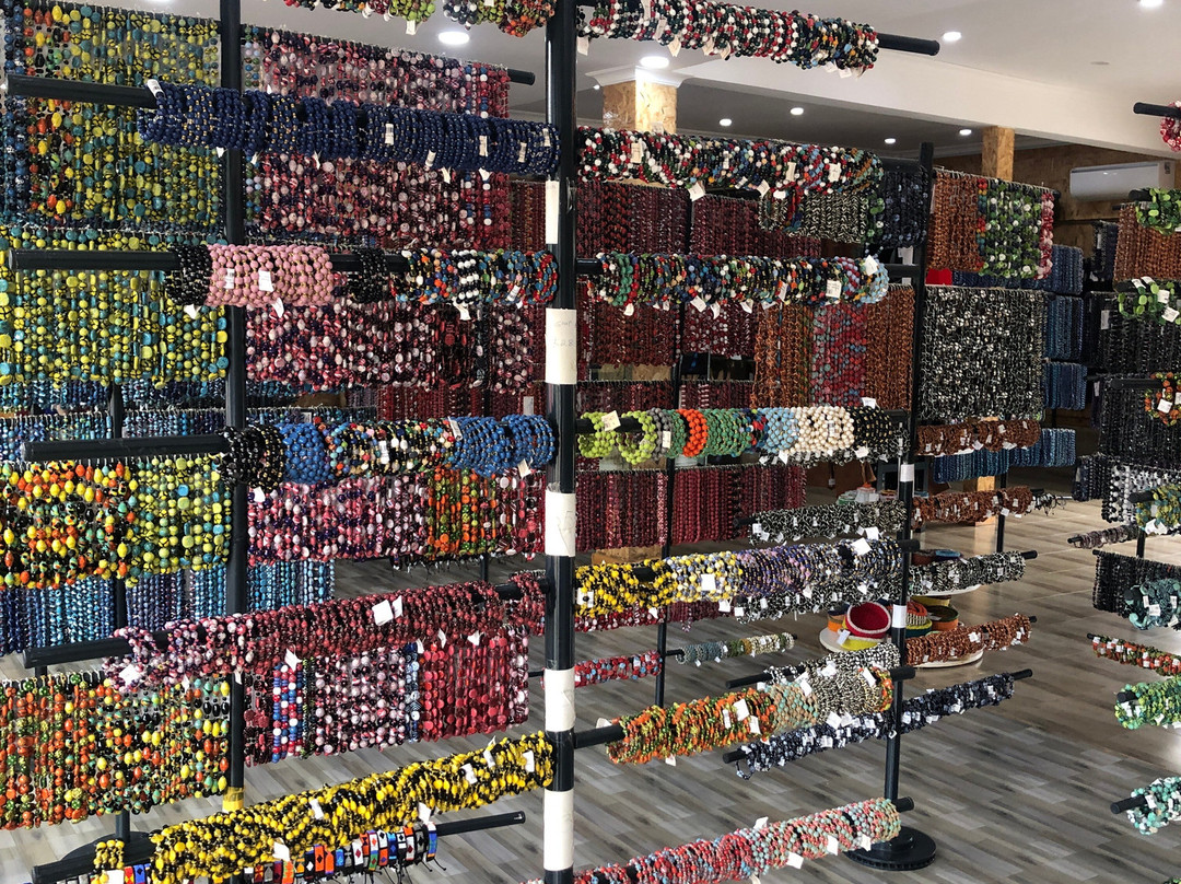 KOBE TOUGH Beads and Leather-Karen必去景点