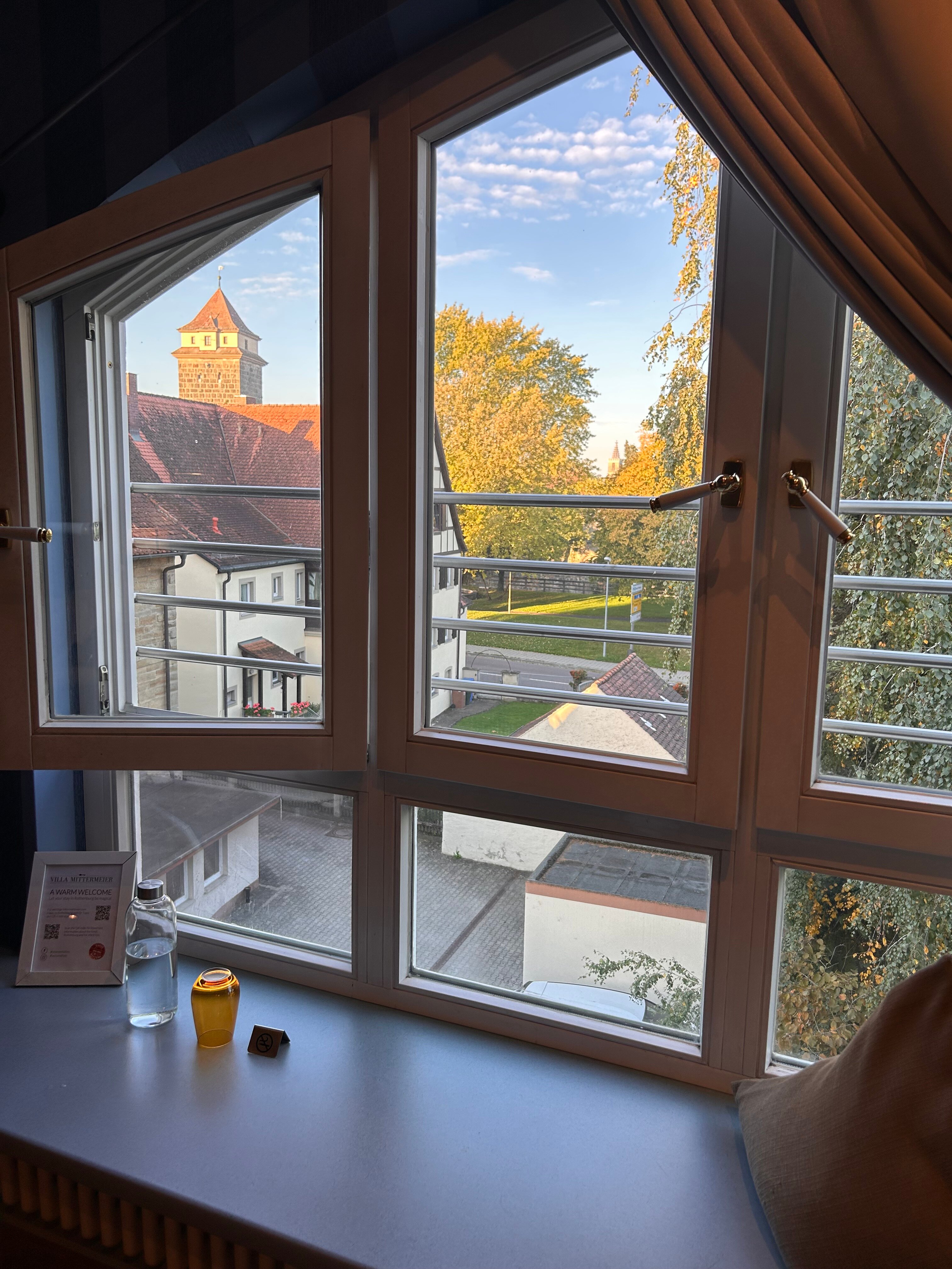 米达麦亚别墅、餐厅及酒店-官方