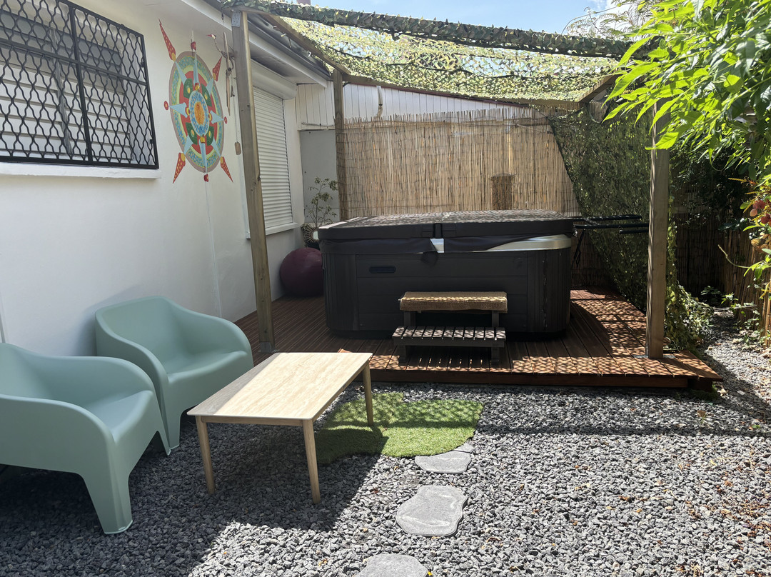 Oasis Hotep spa restaurant sauna massage