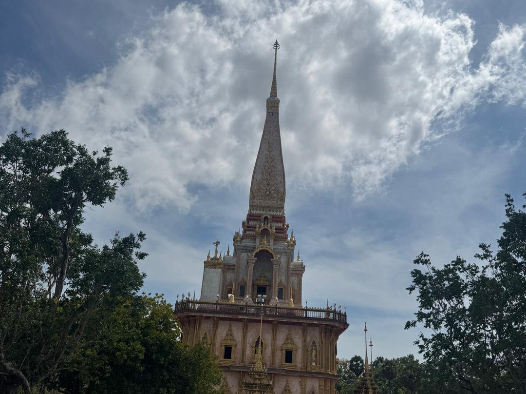 Wat Karon-Karon Beach必去景点