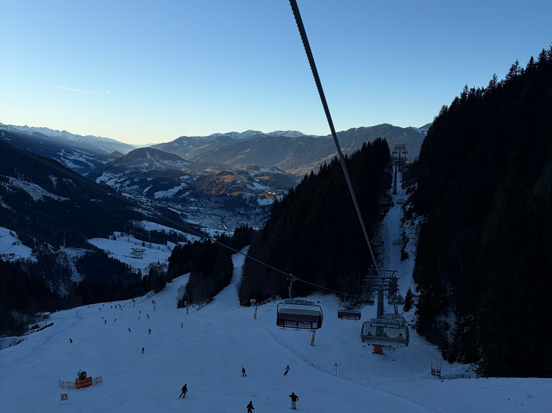 Skischule Rot Weiß Rot-圣约翰彭高/阿尔卑斯山村必去景点