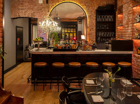 The Red Balloon Restaurant