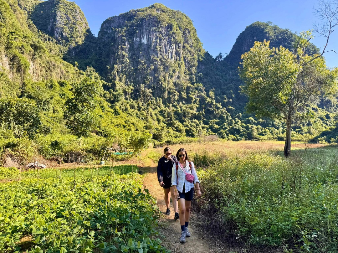 Blue Swimmer Outdoors-下龙湾必去景点