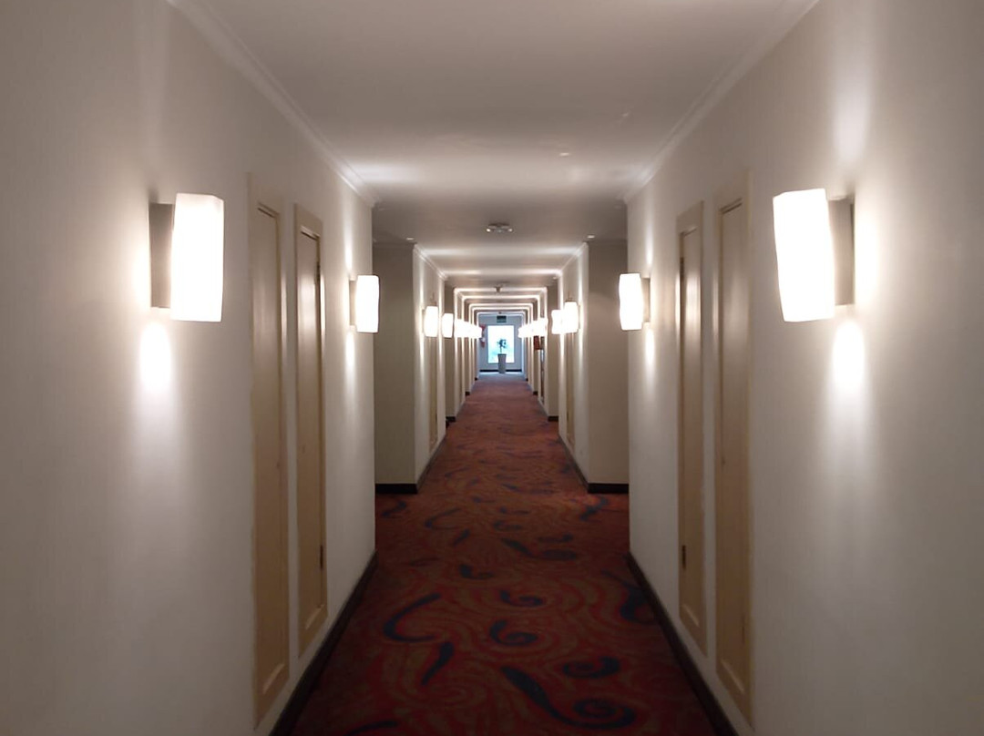 潘格兰海滩酒店主图