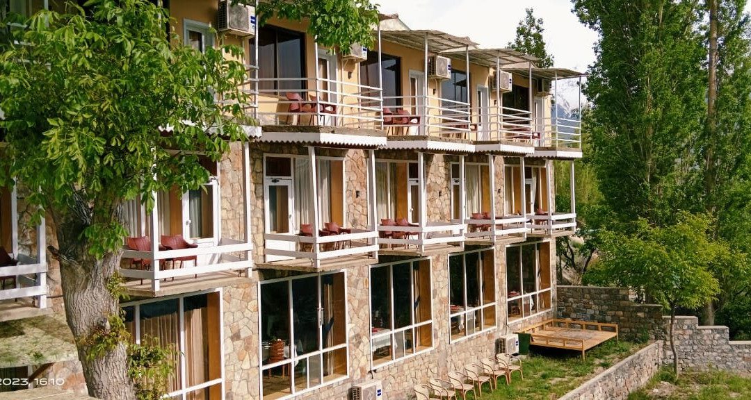 Eagle's Nest Hotel主图