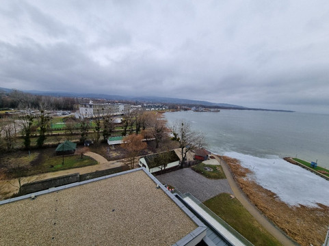 海利肯酒店主图