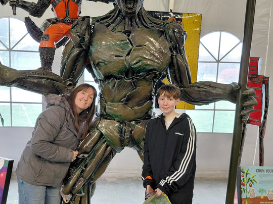 The British Ironwork Centre-奥斯沃斯特必去景点