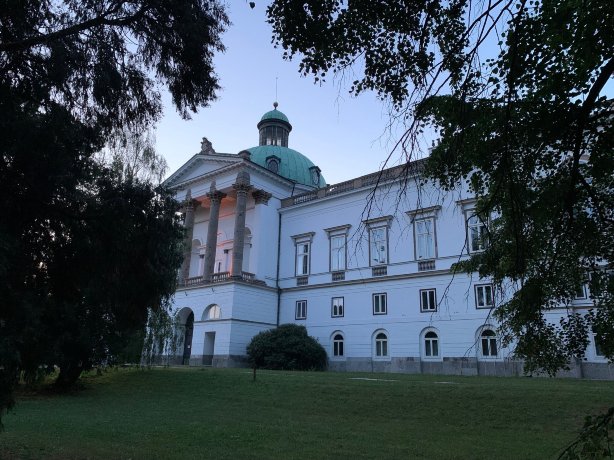 托佩尔森基扎莫克酒店-官方