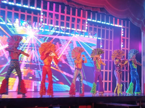 Funny Girls-黑潭必去景点