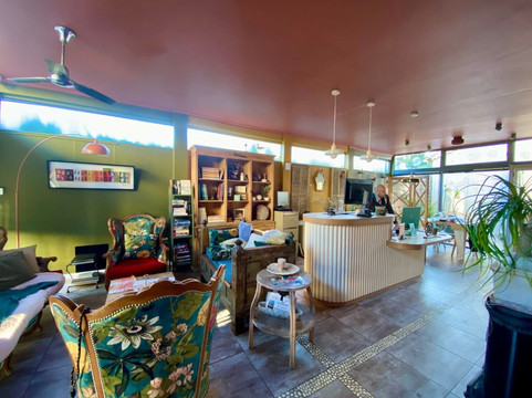 拉加波特酒店主图