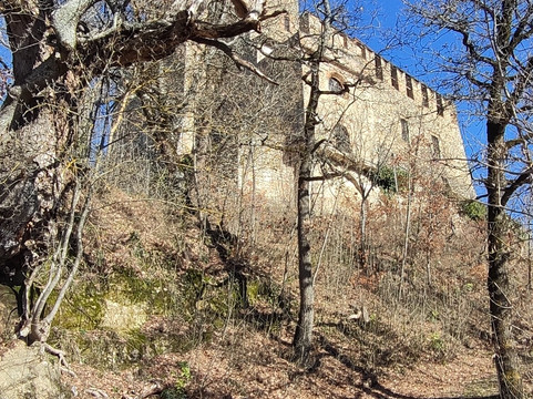 Castello Dal Verme-Zavattarello必去景点