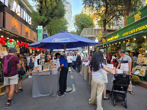 Ho Chi Minh City's Book Street-胡志明市必去景点