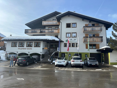 阿潘松尼酒店主图