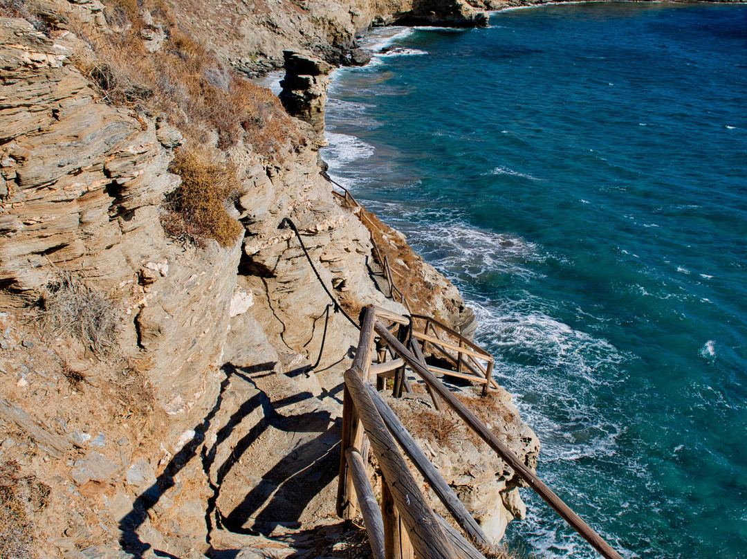 Tis Grias to Pidima Beach-Ormos Korthiou必去景点