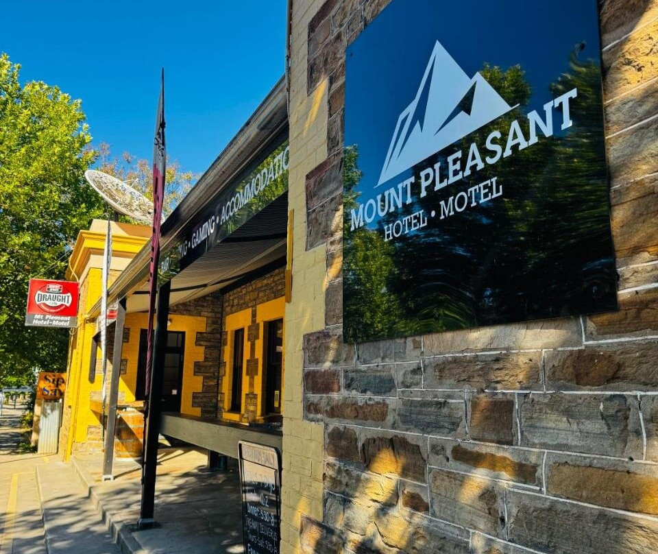 Mount Pleasant Hotel