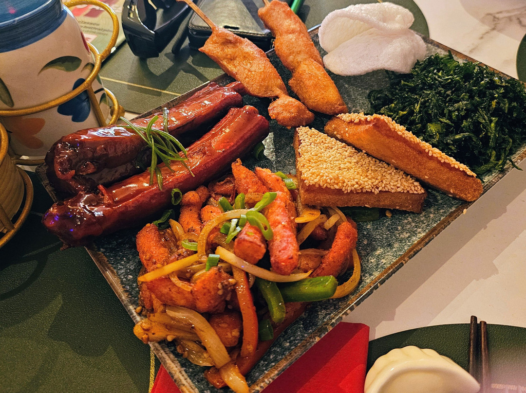 Fire & Wok Chinese Restaurant