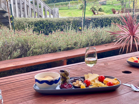 French Peak Vineyard-阿卡罗阿必去景点