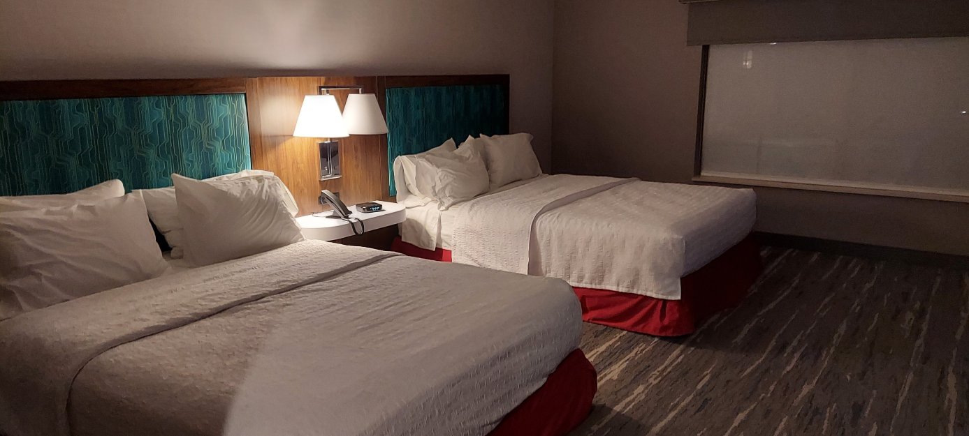 克利夫兰比奇伍德欢朋套房酒店-客卧