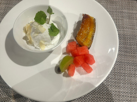 Halong Capella Cruise-海防必去景点